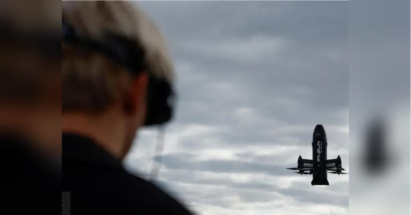 Компанія Reactive Drone, яка зареєстрована в Празі, за два роки закупила китайські дрони приблизно на 36 млн крон, а продала їх українській армії за 692 млн крон — маржа сягнула майже 95%. Про це пише УНІАН із посиланням на матеріали чеського видання iROZHLAS. cz. Європейські журналісти виявили непрозорі схеми постачання дронів для ЗСУ, — ЗМІ - INFBusiness