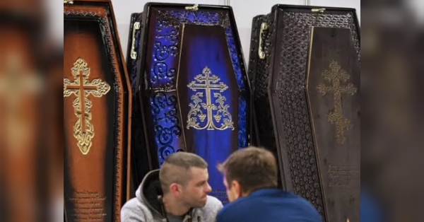 Ціни на труни в росії злетіли на 105% з початку війни проти України