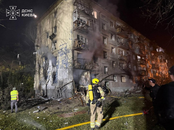 Нічний кошмар у Києві: зруйновані будинки, палаючі автомобілі, десятки загиблих і поранених (фото, відео) - INFBusiness