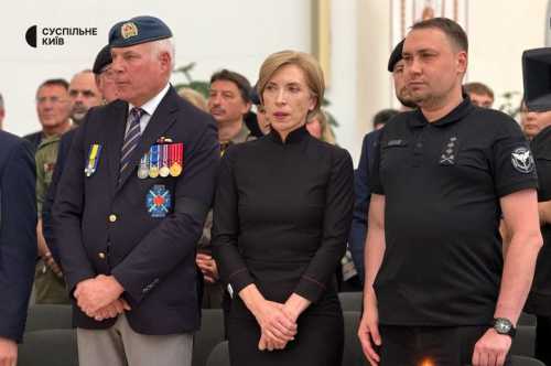 У Києві другий день парастасу за Коновальцем відвідав керівник Офісу президента Буданов - INFBusiness