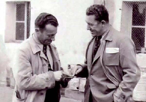 Адольф (ліворуч) і Рудольф Дасслери. Фото з Вікіпедії Олімпіада — 1936 в Берліні: як нацистський взуттяр зробив темношкірого американця Джессі Оуенса головним кошмаром Гітлера - INFBusiness