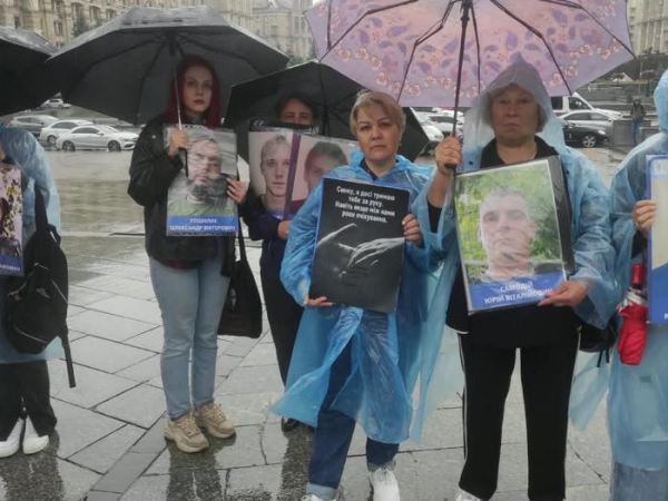 «Мій син потрапив до рук „вагнерівців“ під час боїв за Соледар ще 4 роки тому»: мати добровольця досі не знає, чи живий її син - INFBusiness