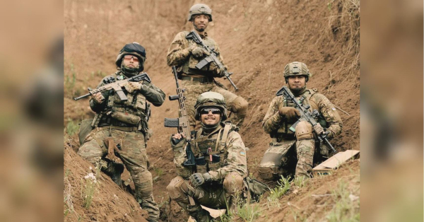 Колумбійці в українському війську: на своїй батьківщині колишні військові отримують 300−500 доларів, а у нас — 3000 доларів, виконуючи бойові завдання - INFBusiness