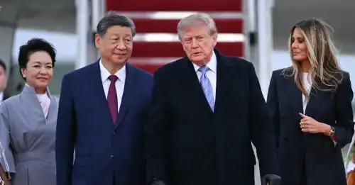 Трамп особисто зустрів Сі Цзіньпіна біля трапу літака на базі Ендрюс - INFBusiness