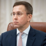 Кабмін переходить на жорстку економію, а Рада провалила податок на закордонні посилки - INFBusiness