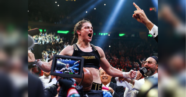 Легендарна олімпійська чемпіонка на очах у 84 тисяч уболівальників побила&hellip;