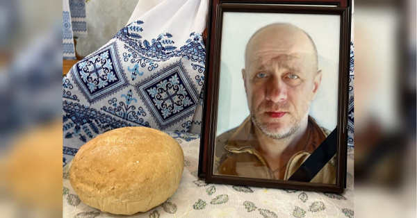 Ще один день став скорботним для Ковельської громади, яка попрощалася з нацгвардійцем Якимовичем Володимиром, водієм автомобільної роти автотранспортного батальйону. Володимир після школи почав заробляти на життя: працював на будівництвах, їздив на заробітки за кордон. А ще — закінчив водійські курси. Життєвий шлях Володимира не був легким. Доля не раз випробовувала його на міцність, але всі ці труднощі лише загартували його характер, який повною мірою проявився на війні, повідомив мер Ковеля Ігор Чайка. Неохоче розповідав рідним про війну: ворожий дрон вбив нацгвардійця з Волині - INFBusiness