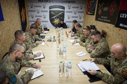 Зеленський на Лиманському напрямку зустрівся з учасниками операції Вівальді - INFBusiness