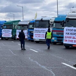 На кордоні з Польщею українські перевізники розпочали акцію протесту - INFBusiness